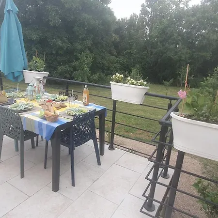 De Charme, Terrasse, Climatisation, 15 Minutes De Rochefort *